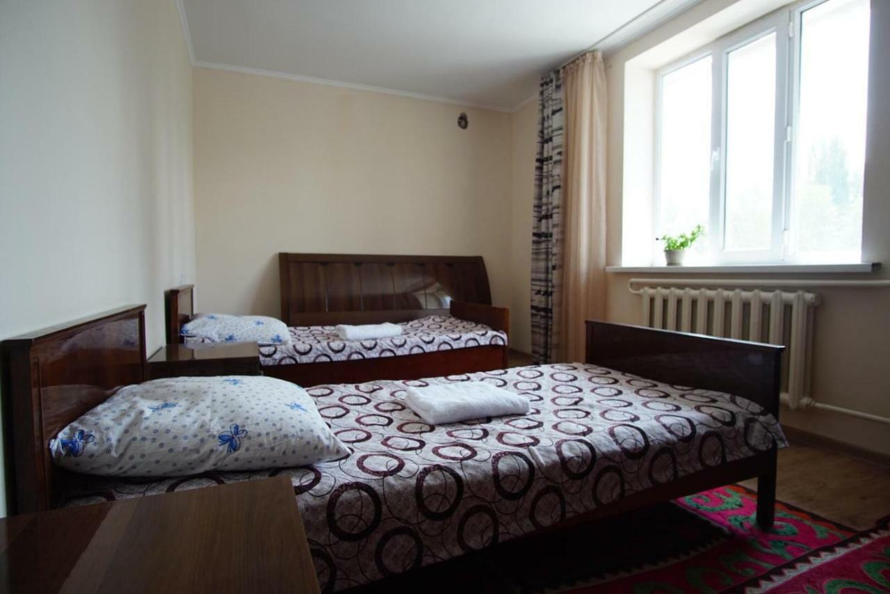 Ecoulan Bed & Breakfast Kochkor Екстериор снимка